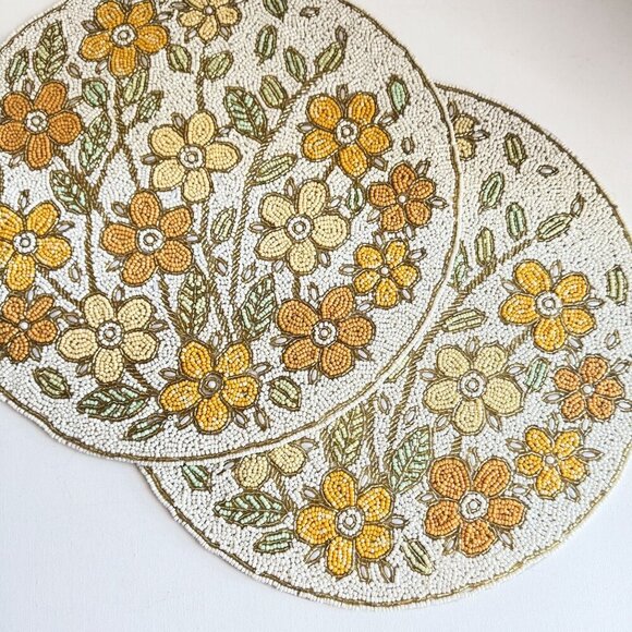 Tahari Home Floral Fully Beaded Round Place Mats Set of 2 - Picture 5 of 9